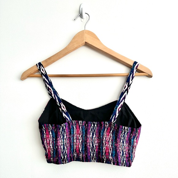 Forever 21 Boho Inspired Kilim Pattern Top - size small - Picture 2 of 6